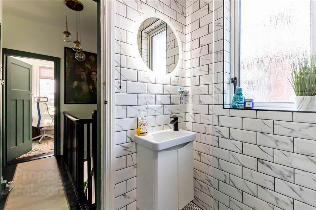 372 Castlereagh Road 22 of 27