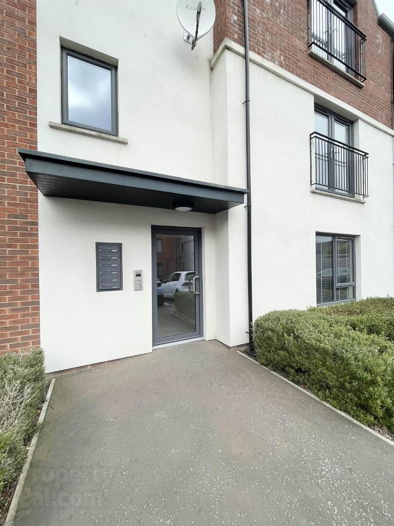 Apt 26 Cotton Hall, 5 Faulkner Road 1 of 6