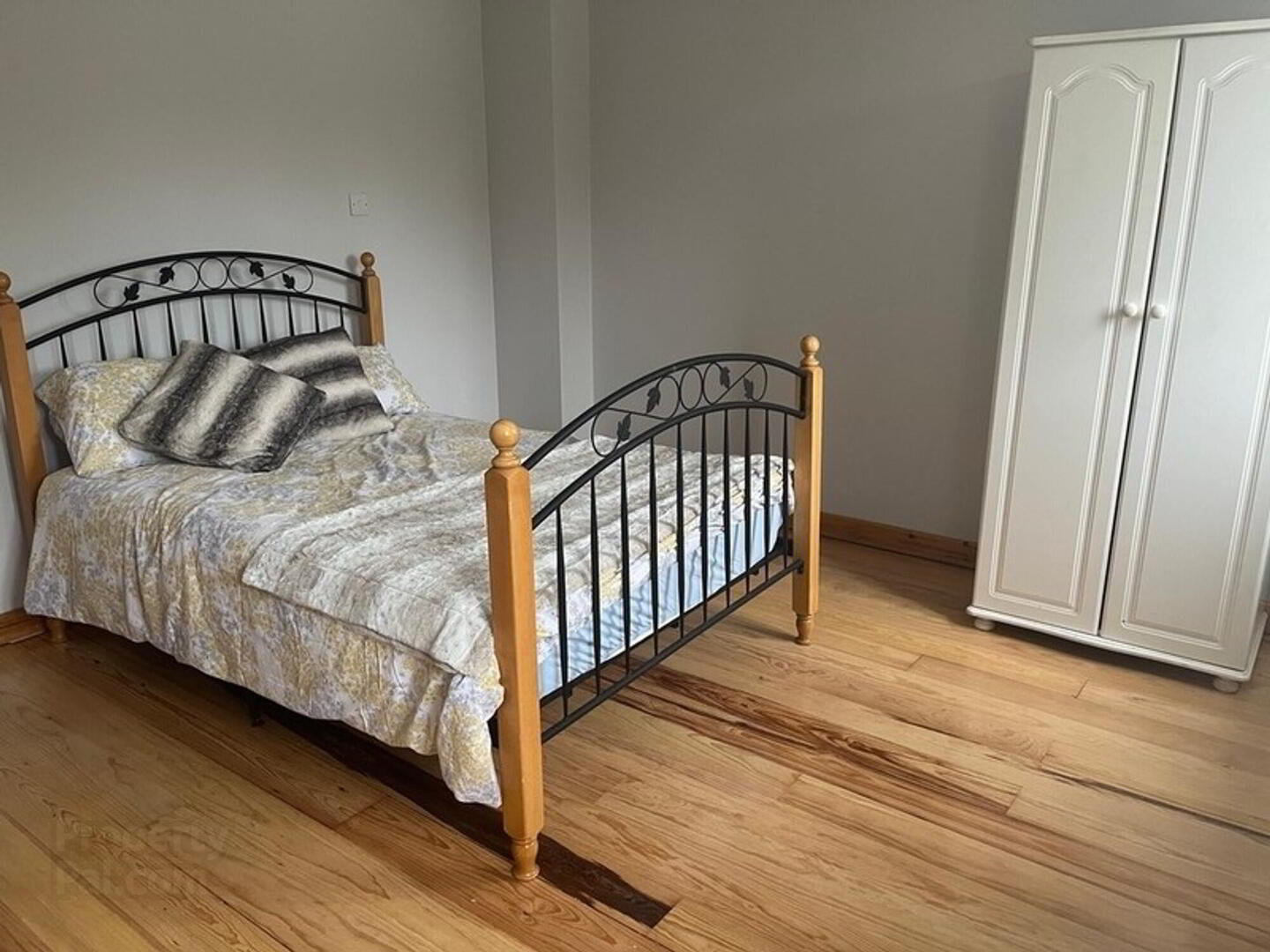 Unit 2, 39 Main Street 6 of 6