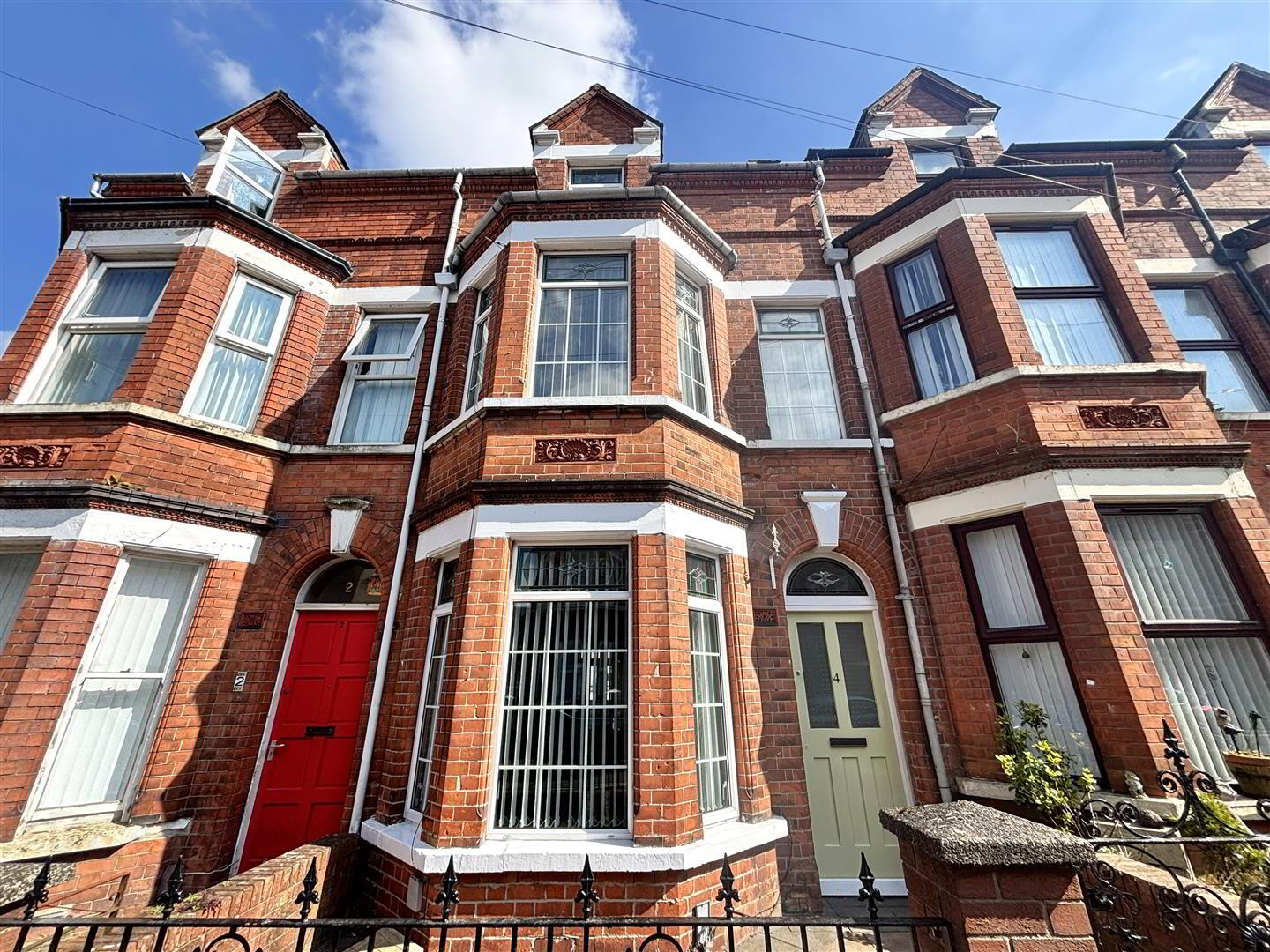 property description image