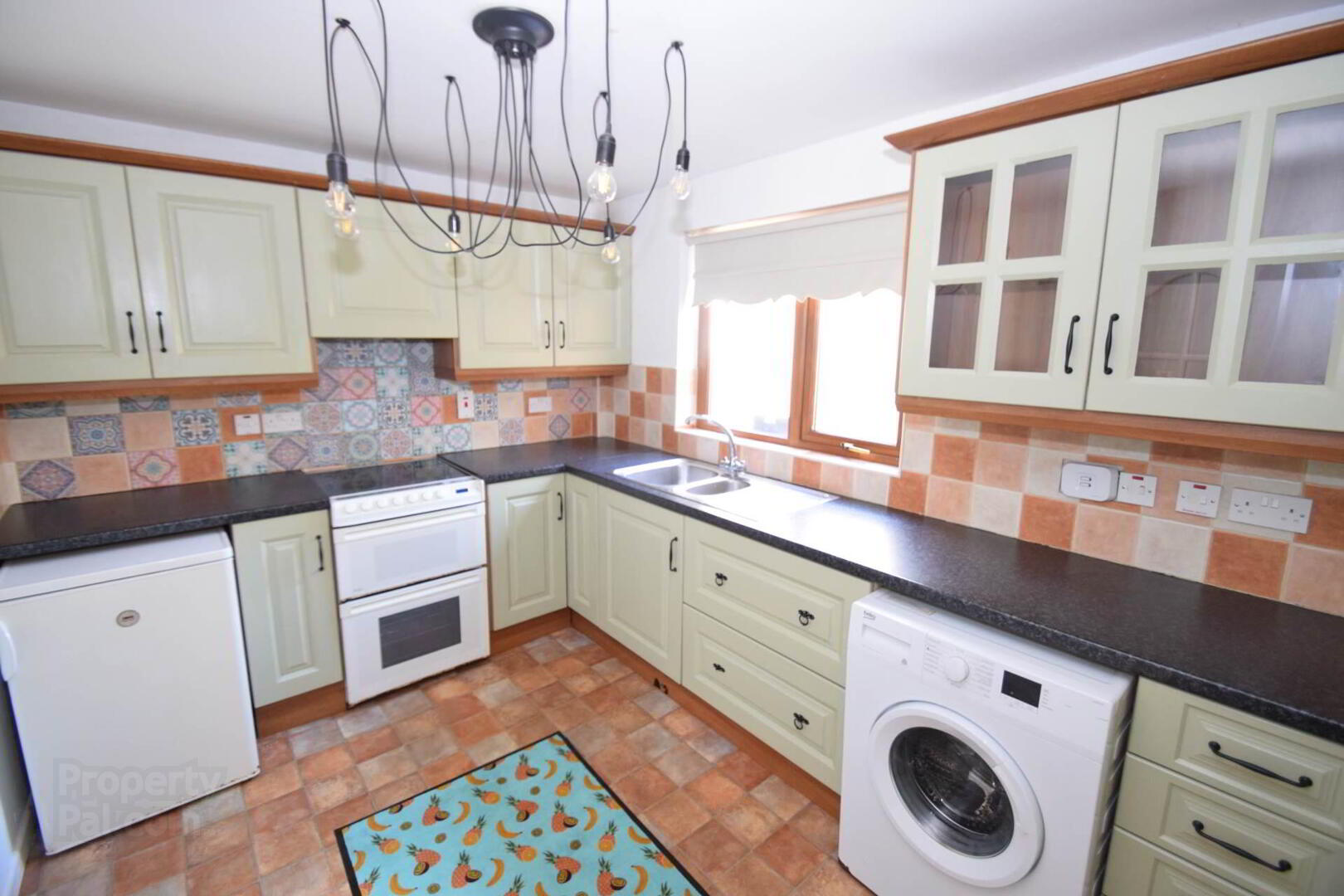 18 Tullymore Drive 4 of 16