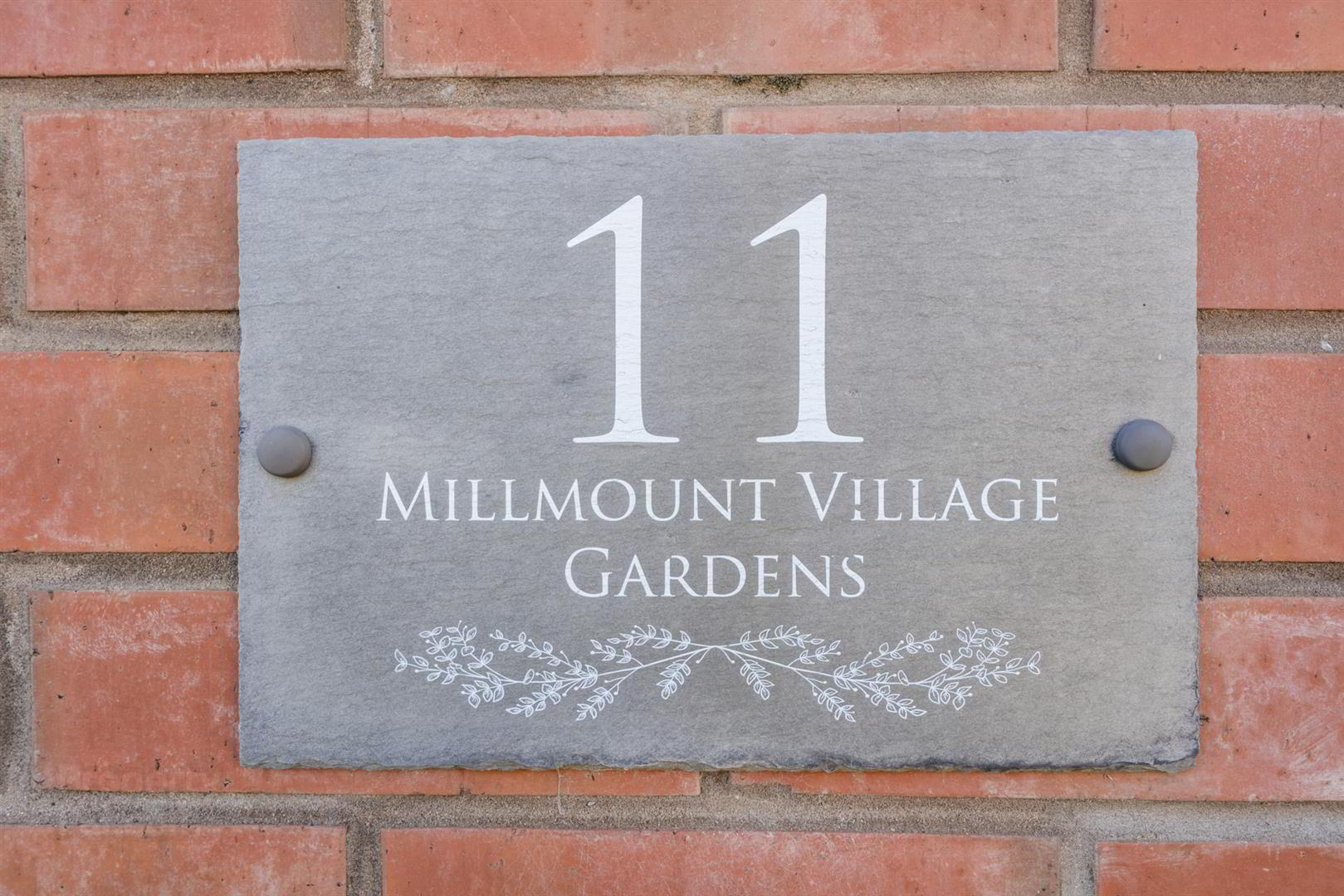 11 Millmount Village Gardens 3 of 37
