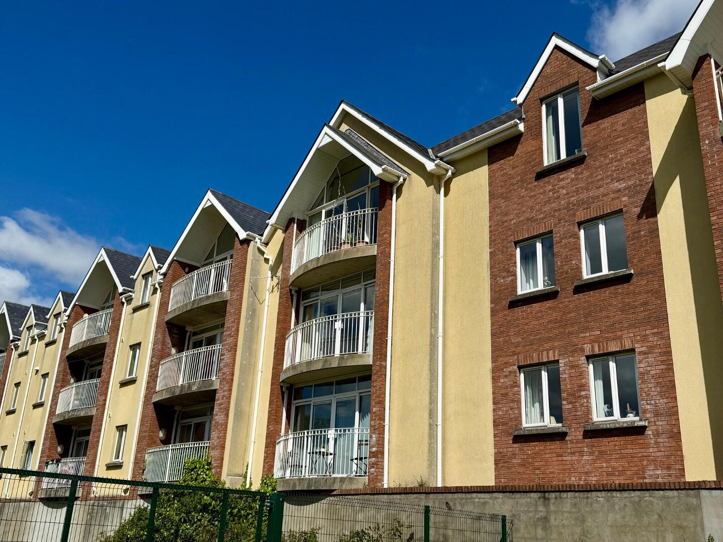 7 Parklands 1 of 21