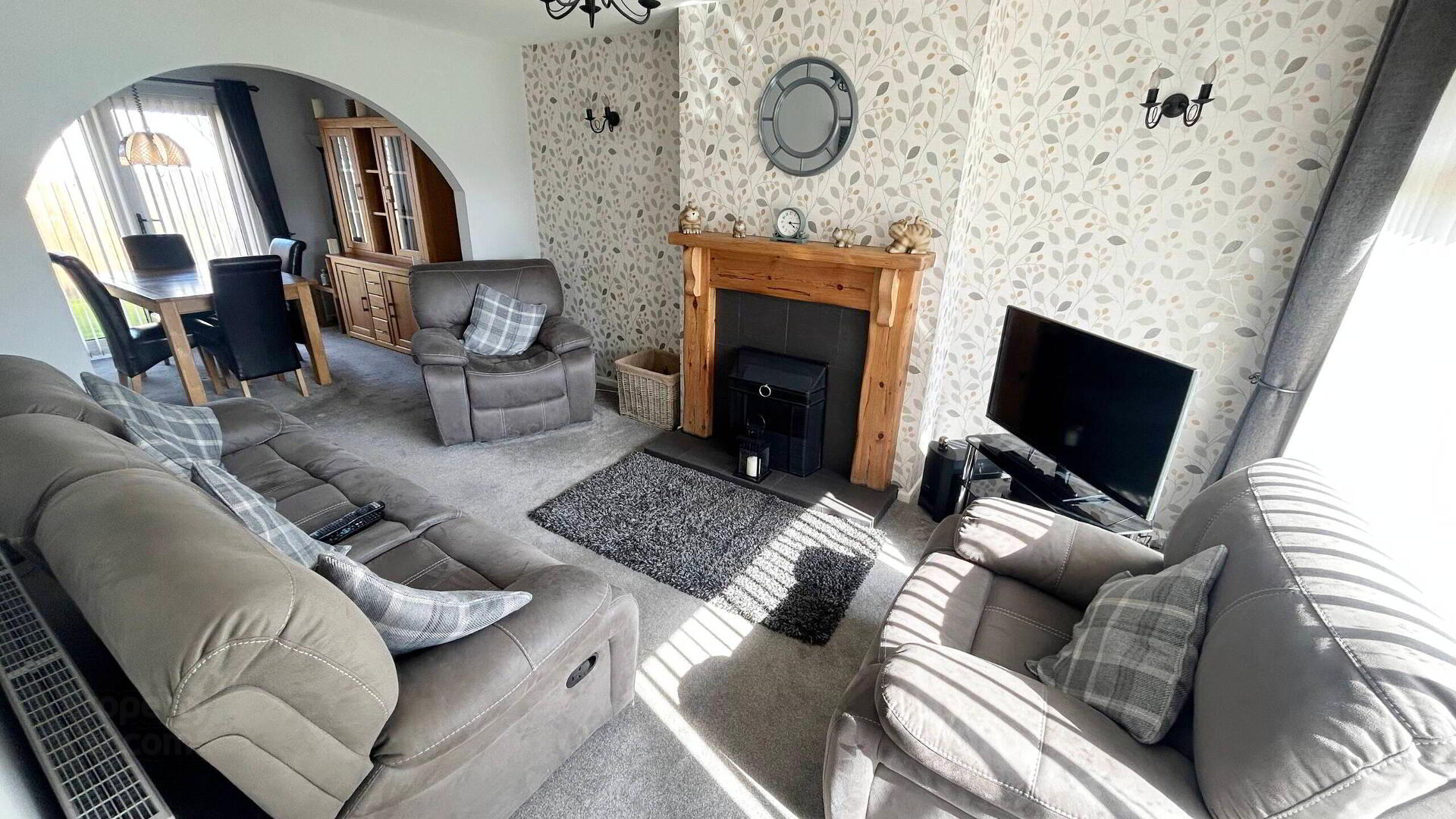 property description image