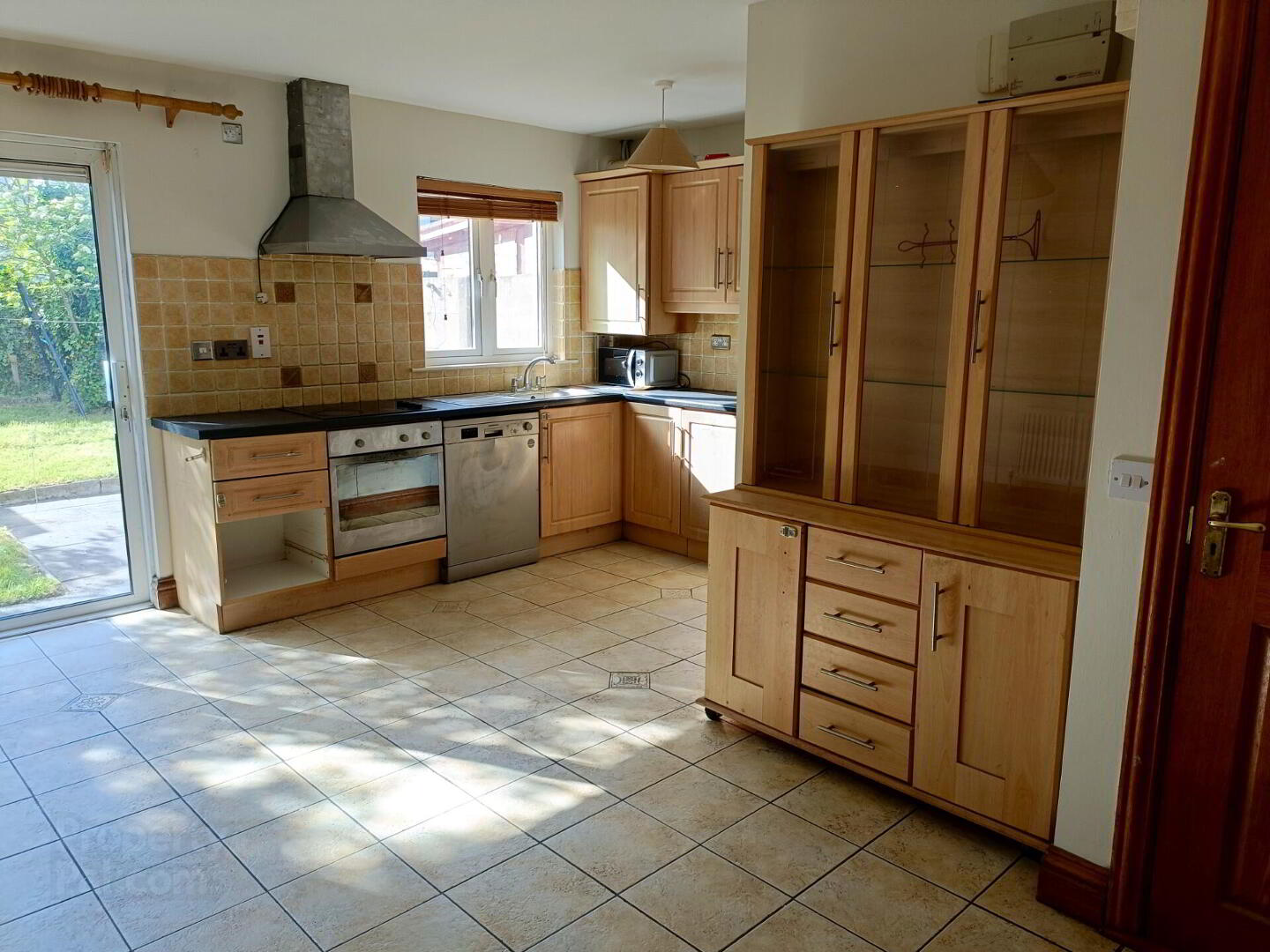 35 Eiscir End Road 7 of 17
