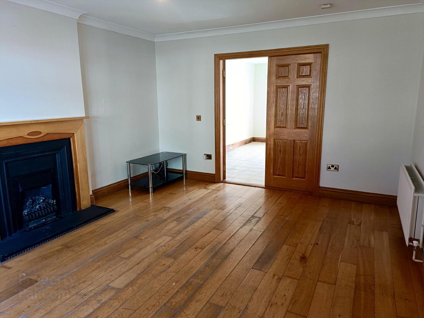 35 Eiscir End Road 3 of 17