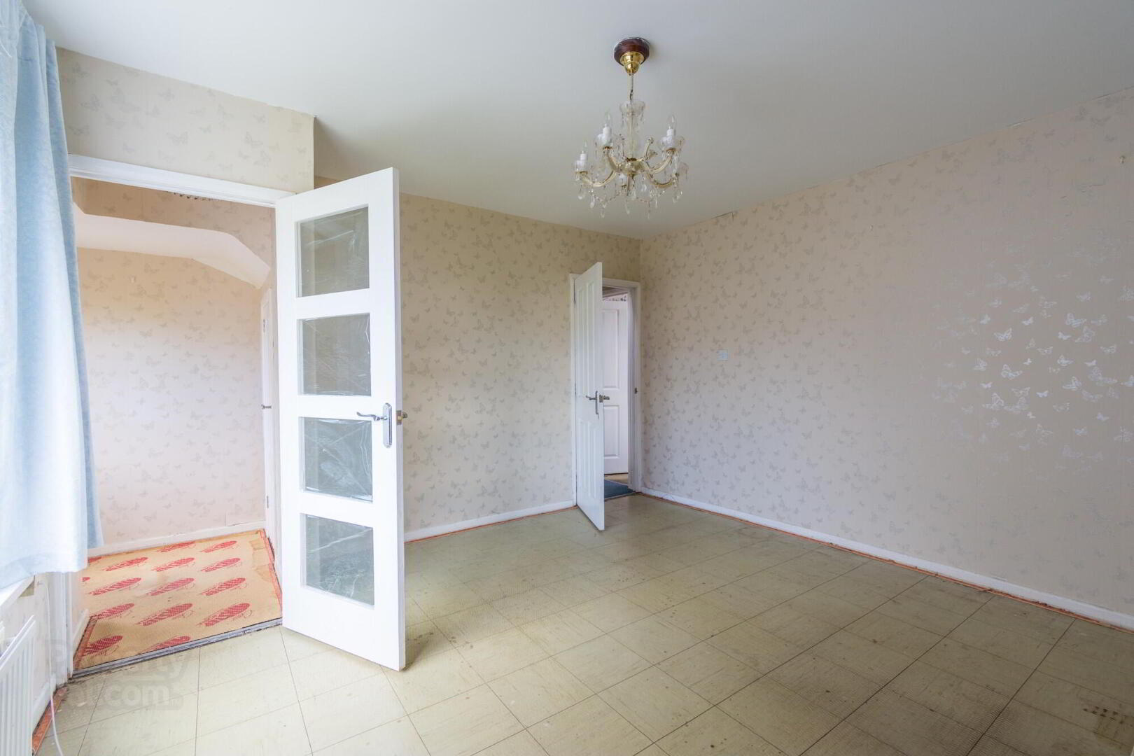 14 Eglantine Crescent 5 of 13