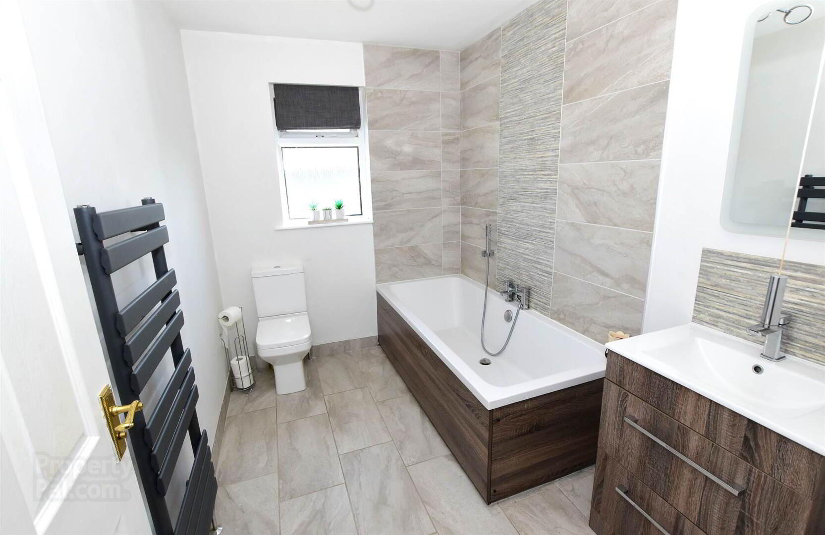 6 Movilla Mews 15 of 19
