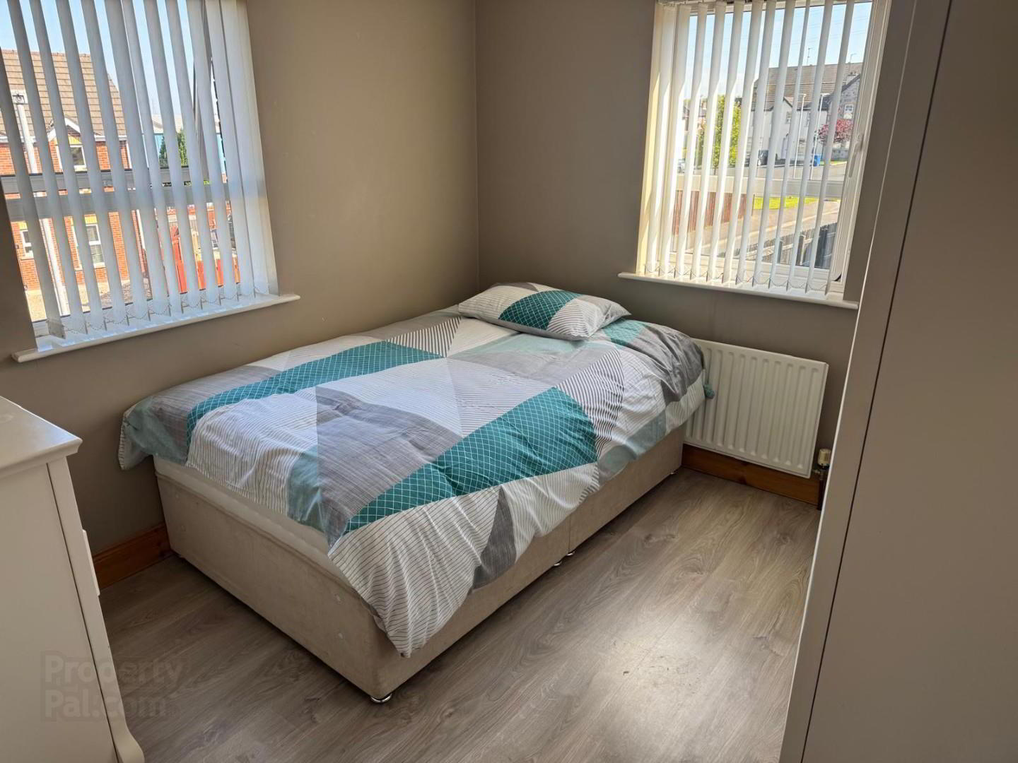 7 Riverglade Court 4 of 13