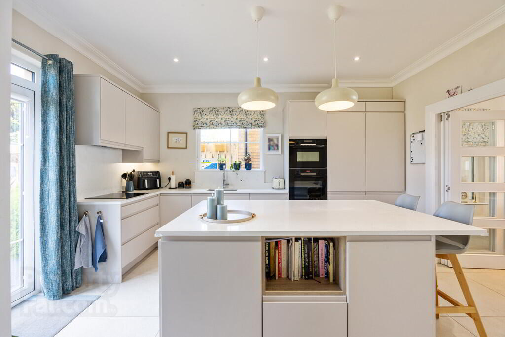 172 Finaghy Road South 11 of 52