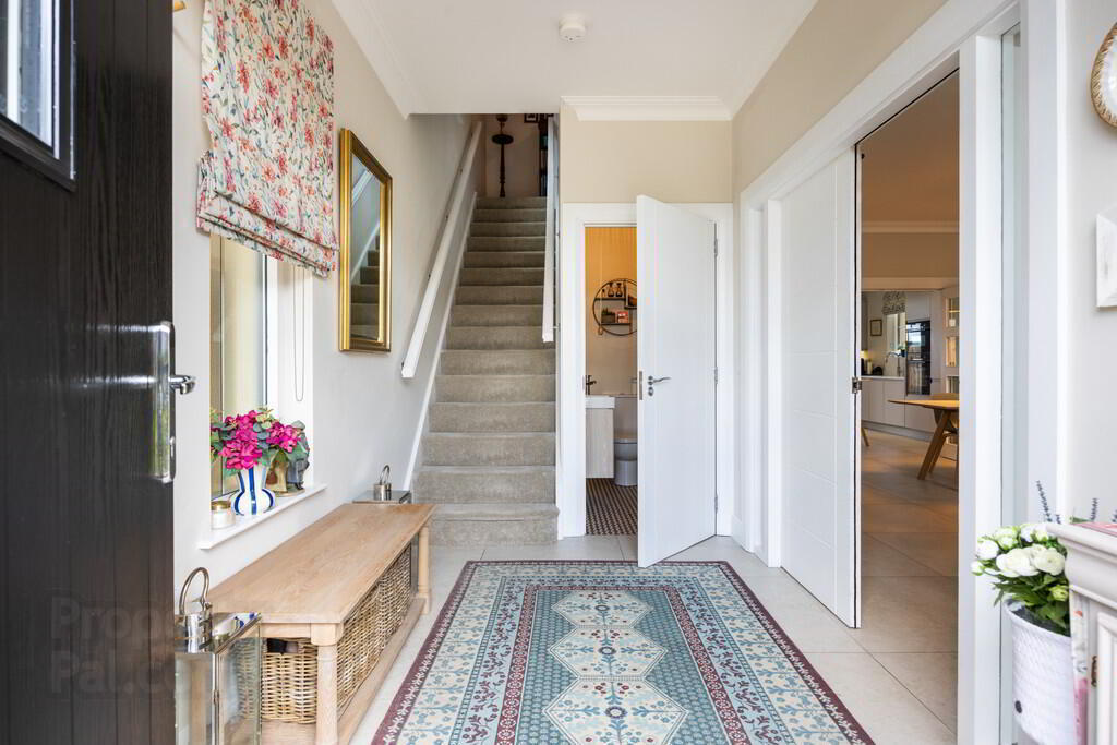 172 Finaghy Road South 3 of 52