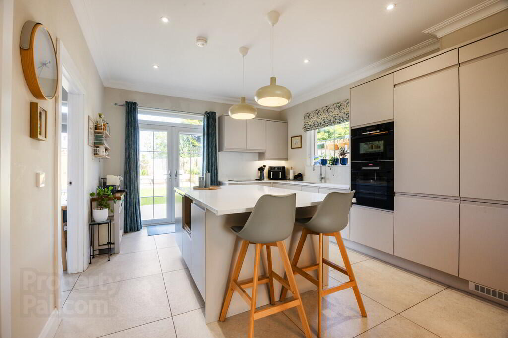 172 Finaghy Road South 13 of 52