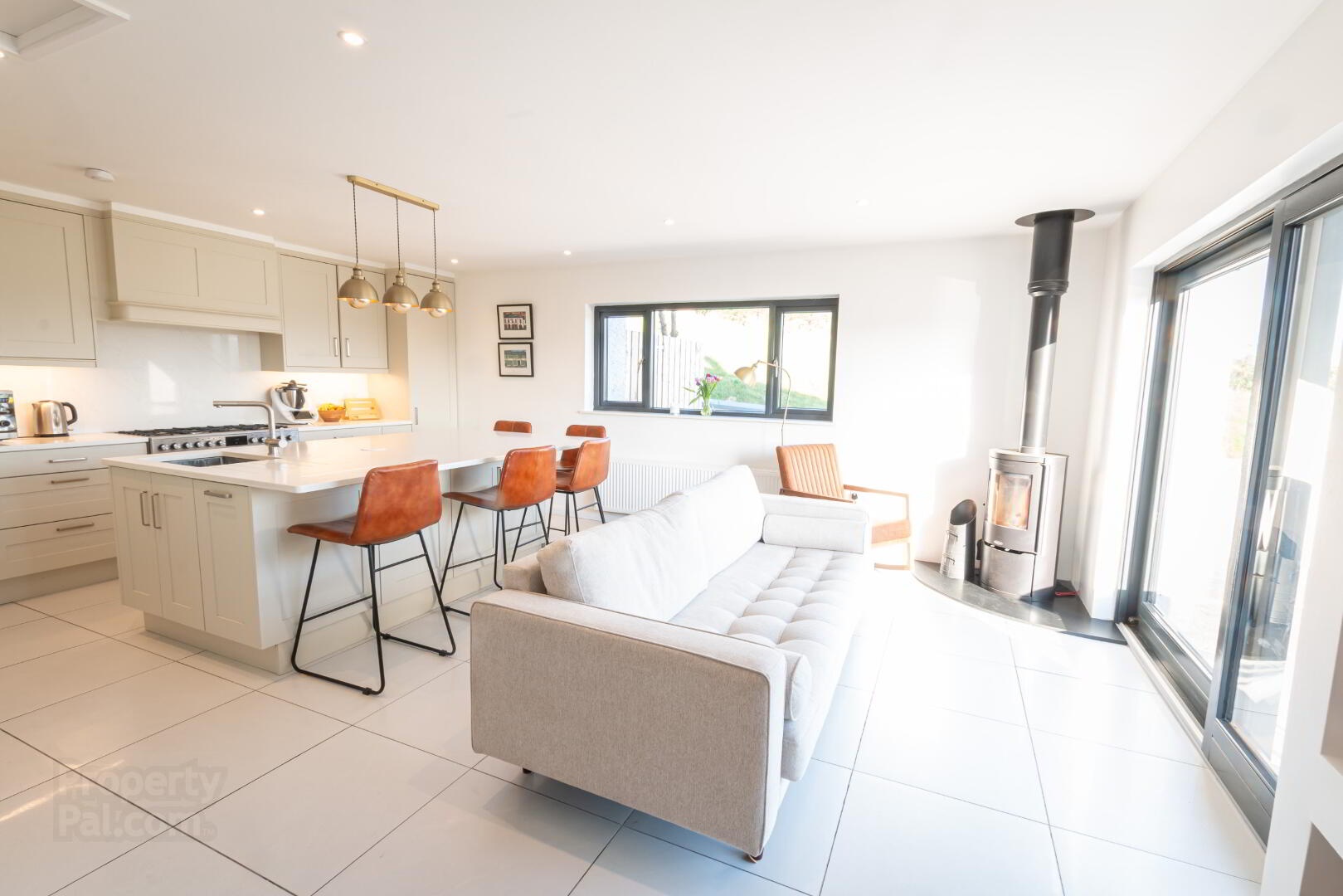 46 Foreglen Road 19 of 44
