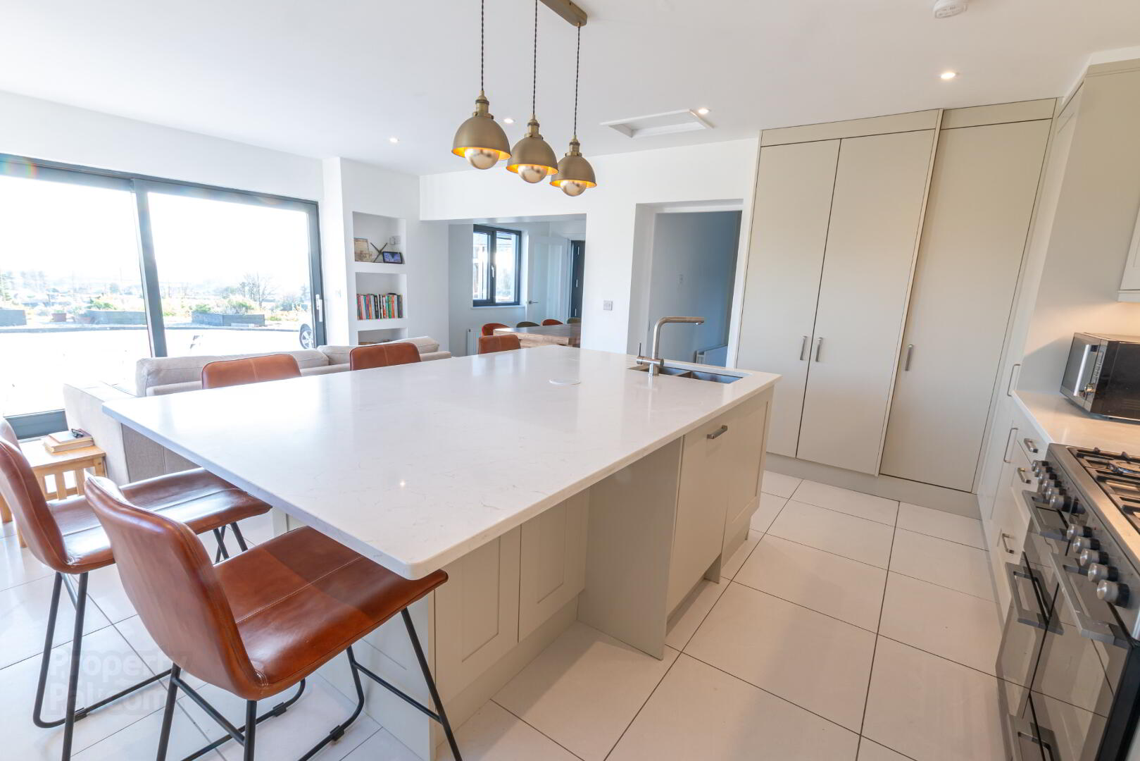 46 Foreglen Road 17 of 44