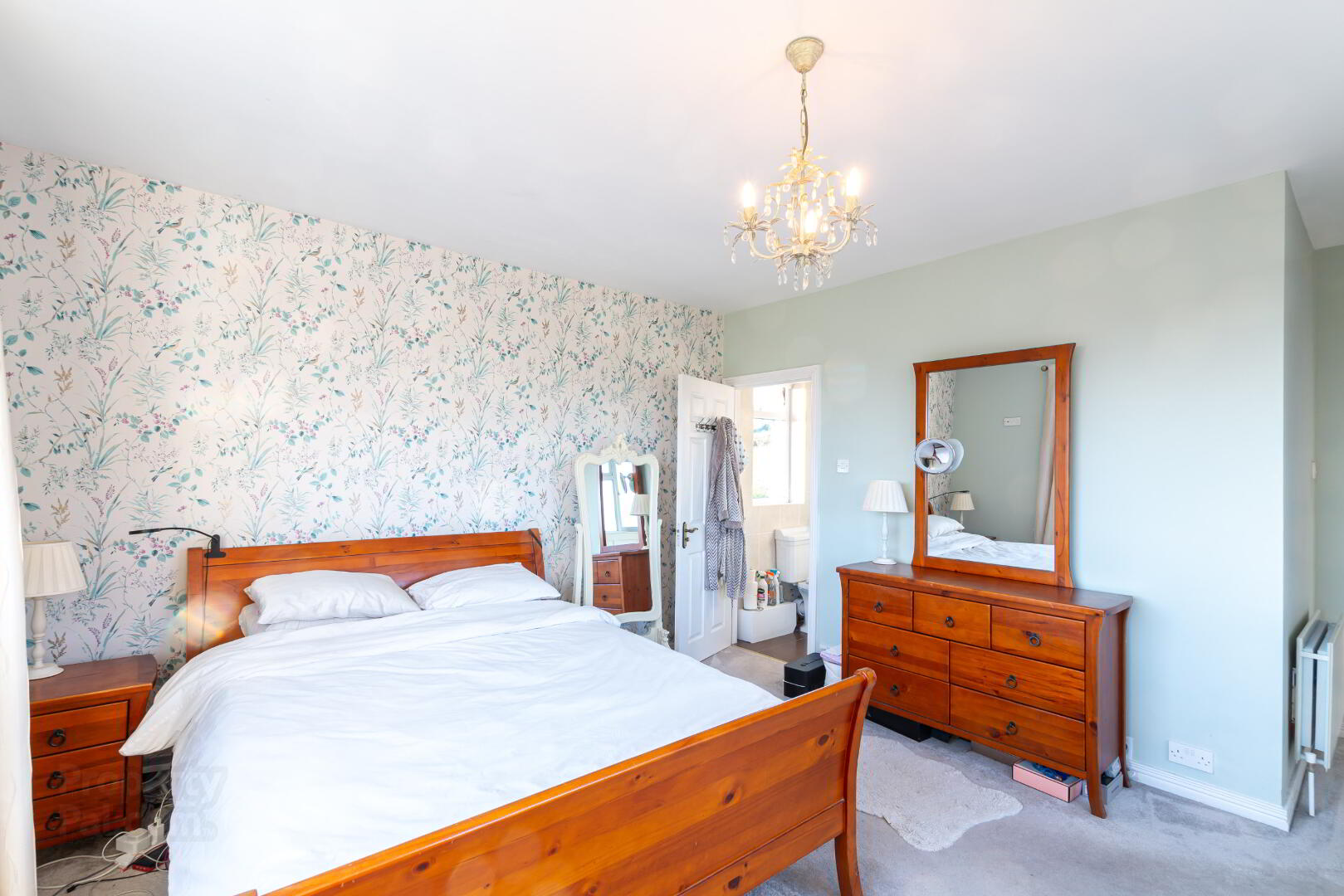46 Foreglen Road 29 of 44