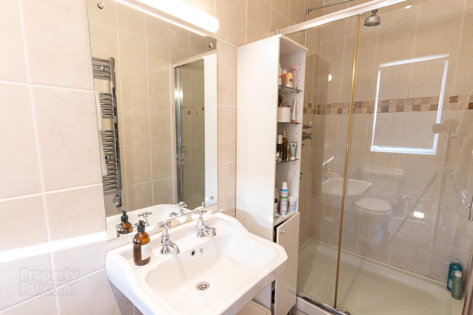 46 Foreglen Road 30 of 44
