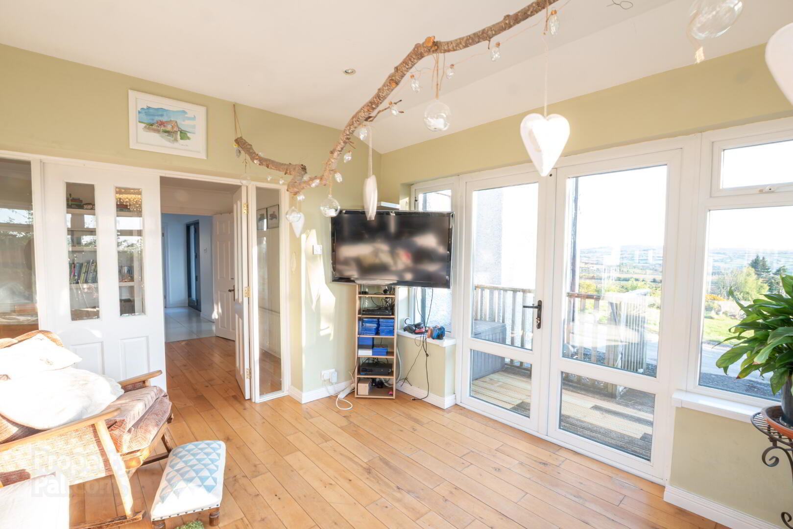 46 Foreglen Road 12 of 44