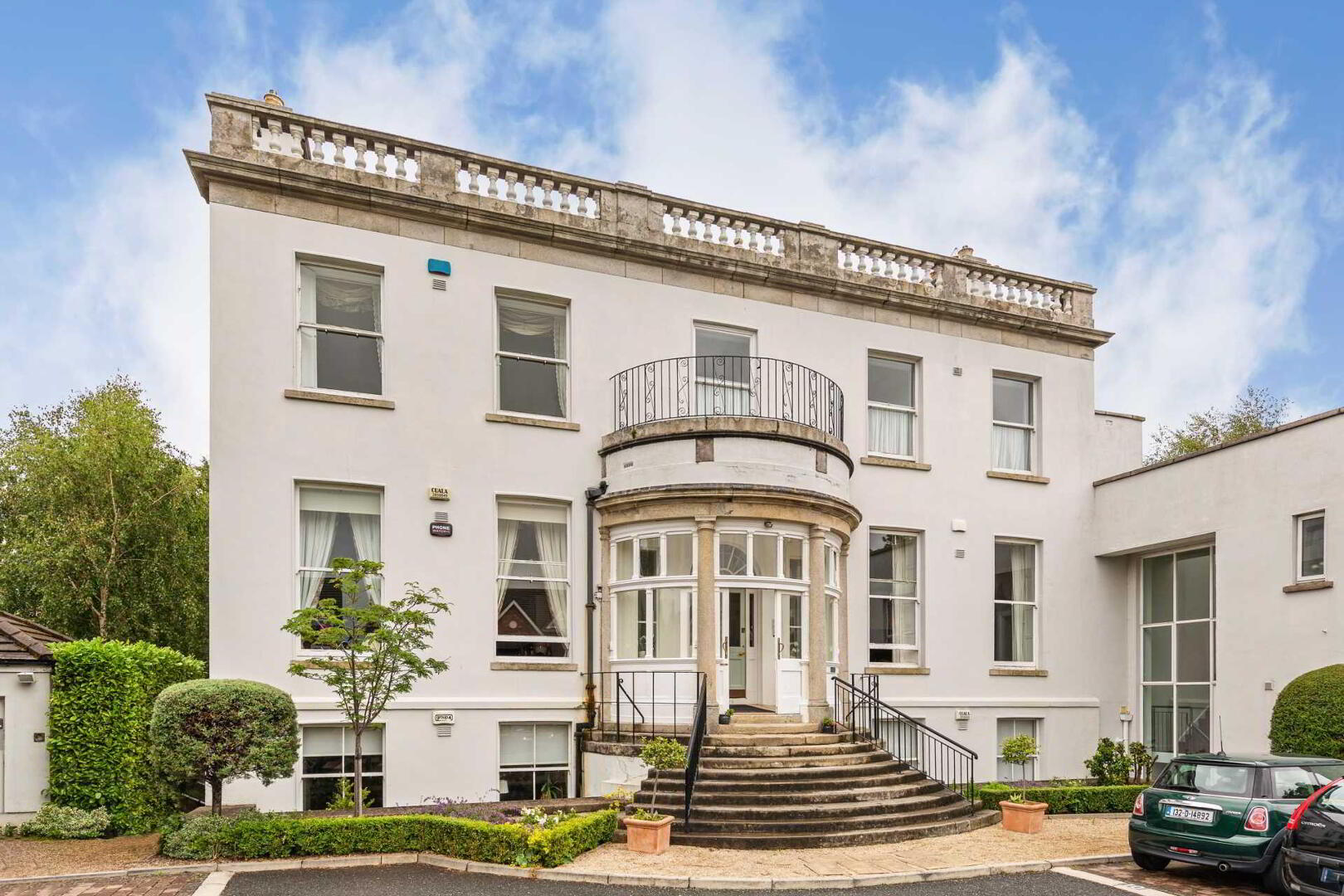 Apt 9 Marlfield House, Saint Gabriels 1 of 11