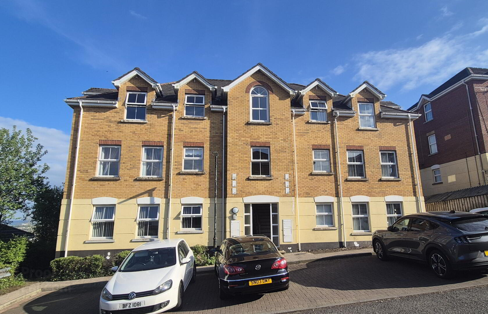 157 Ardgrange 1 of 17