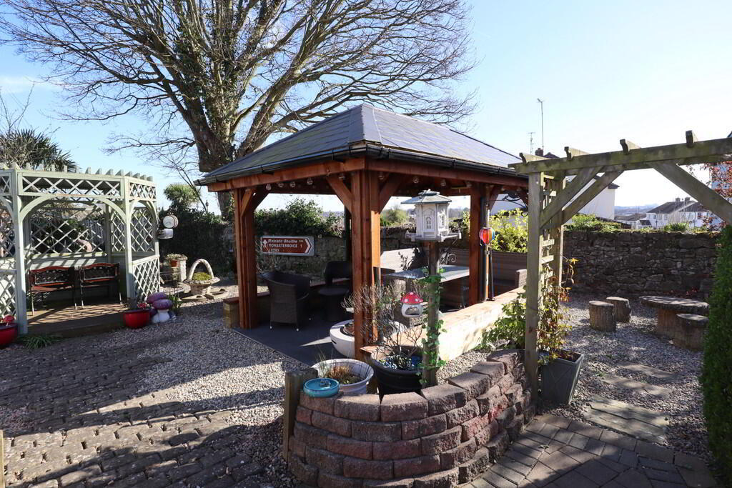 6 Laburnum Turret 23 of 24