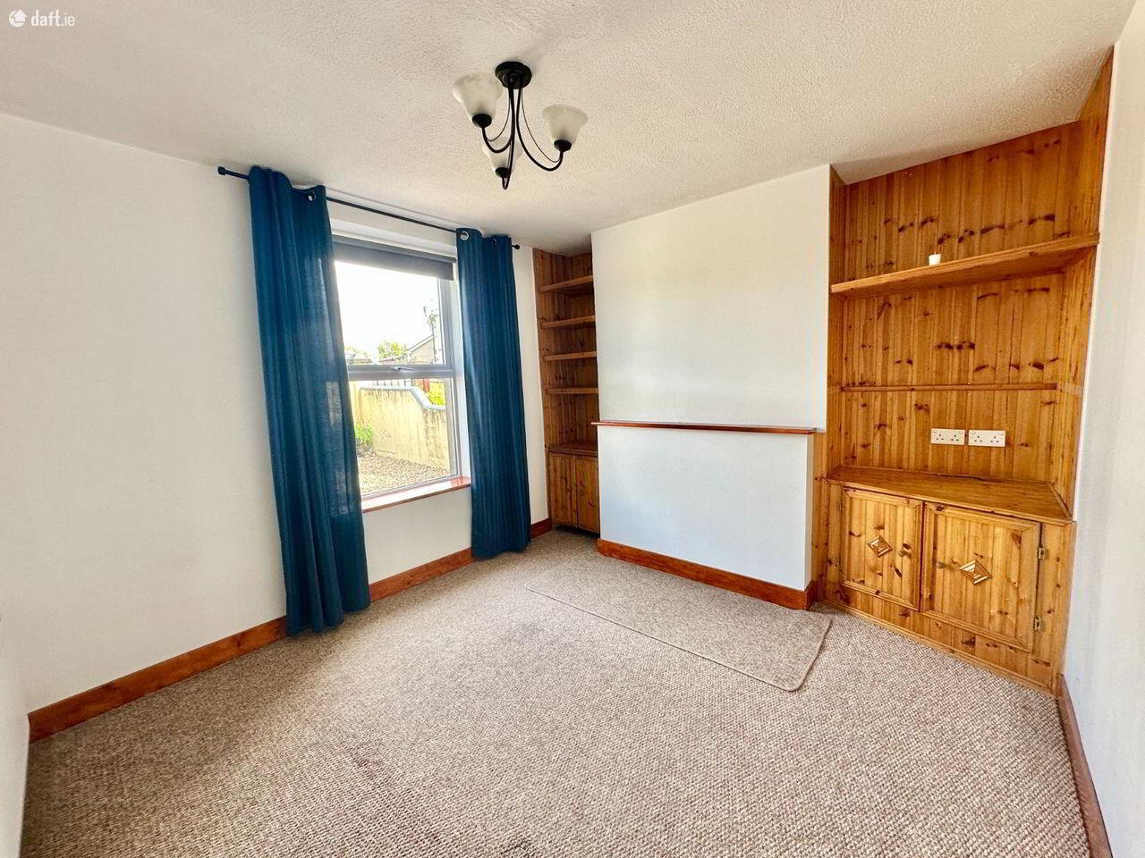 6 Lower Millbrook 3 of 16