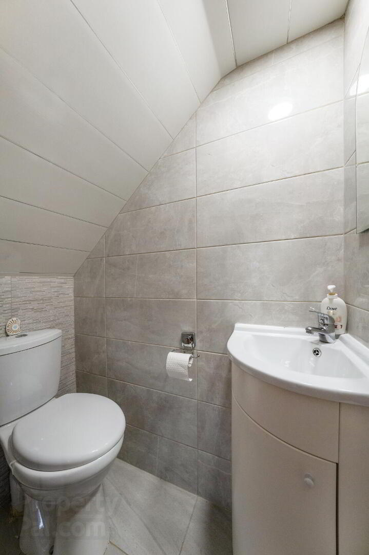 20 Northway Estate 23 of 29