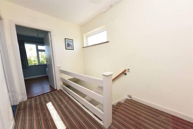 7 Coolroe Heights 42 of 60