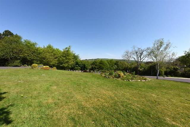 7 Coolroe Heights 59 of 60