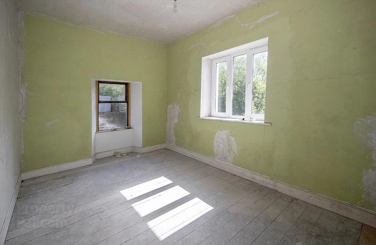 Substantial Commercial & Resi 4 of 15