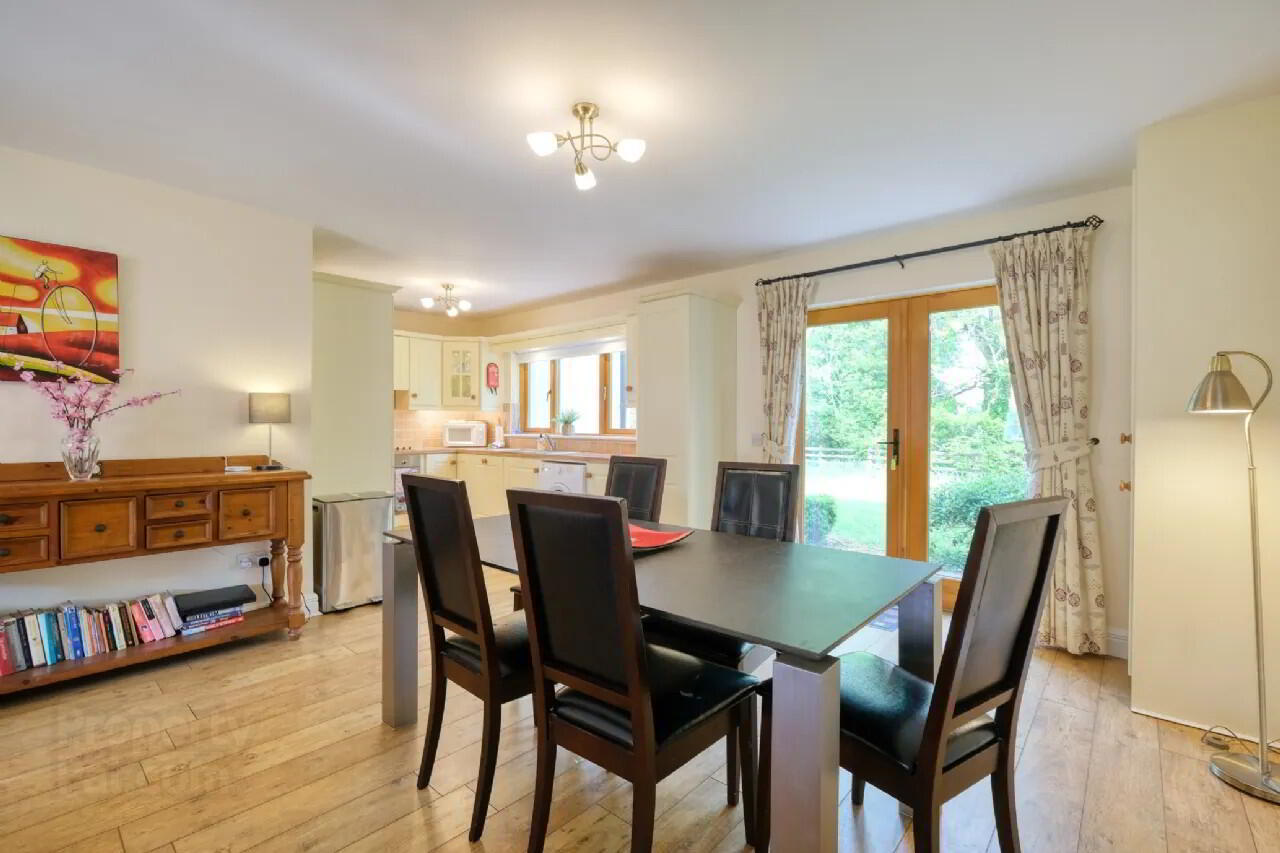 13 Lord Leitrim Court 5 of 24