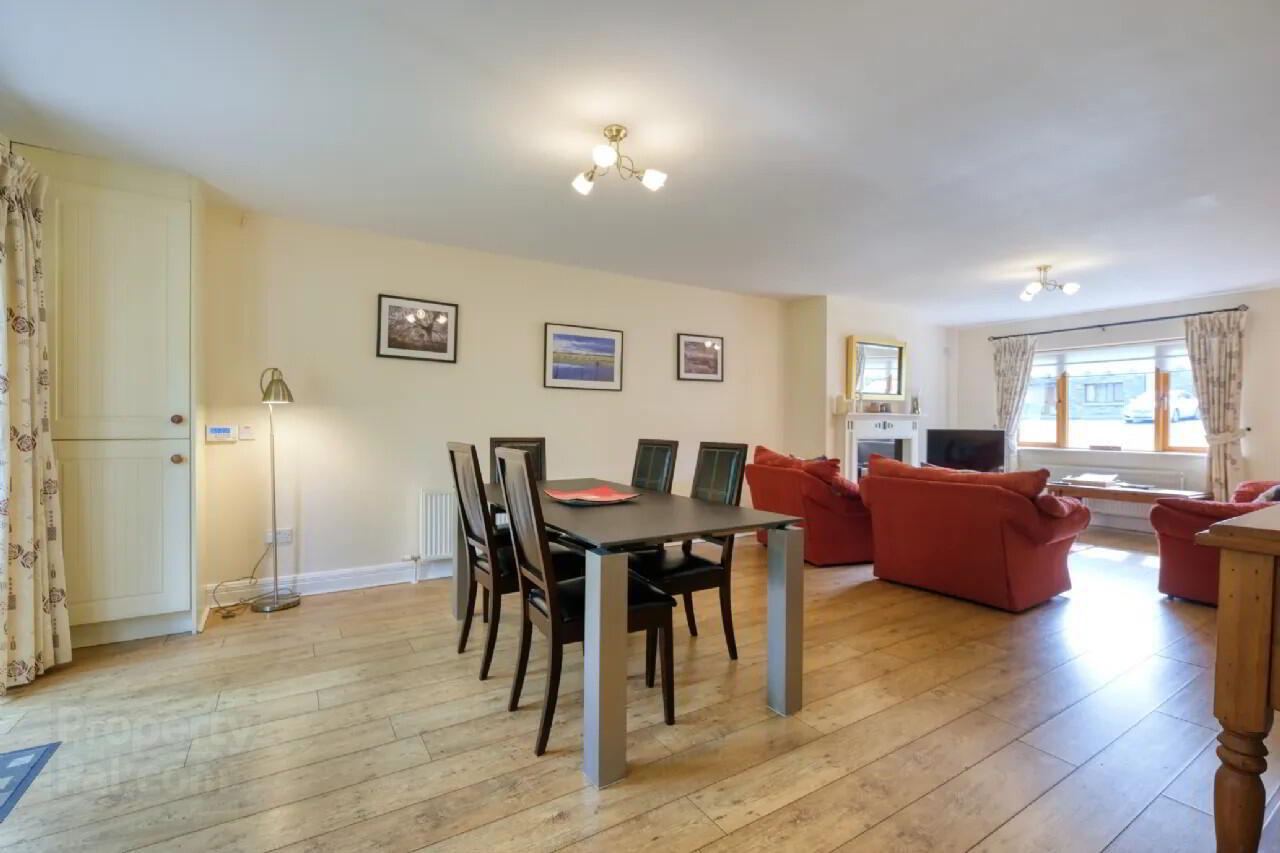 13 Lord Leitrim Court 9 of 24