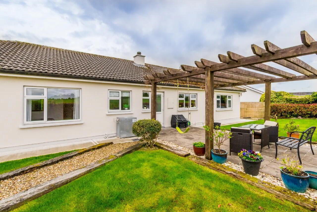 Fo, 15 Hawthorn Drive 27 of 29