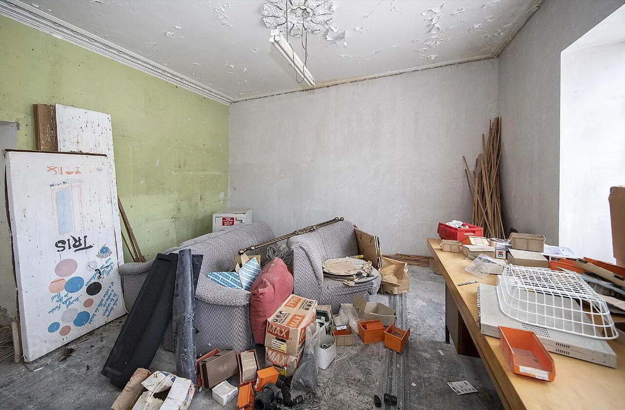 Substantial Resi & Commercial 12 of 15