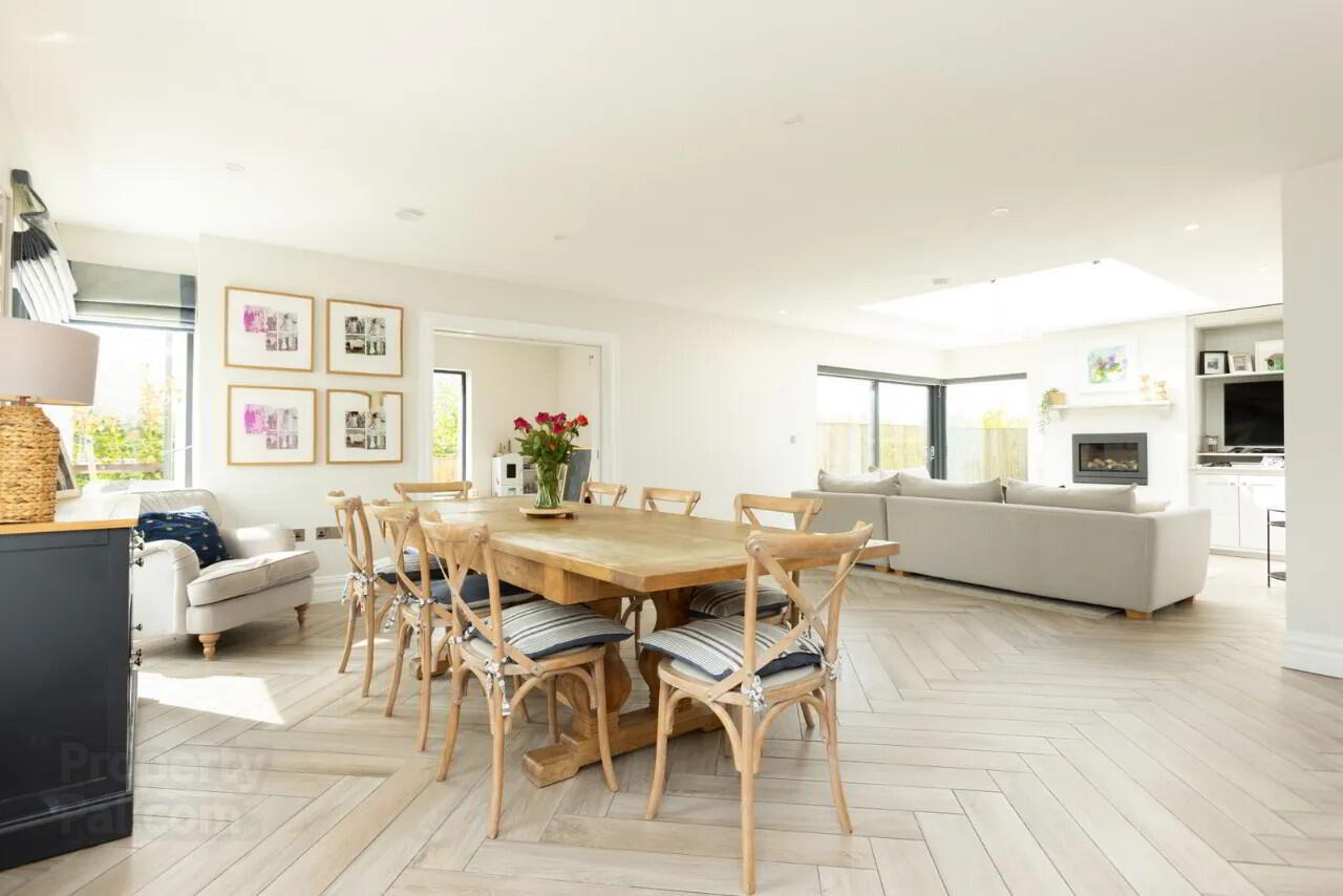 Woodside 22 of 88
