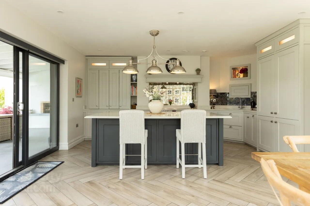Woodside 26 of 88