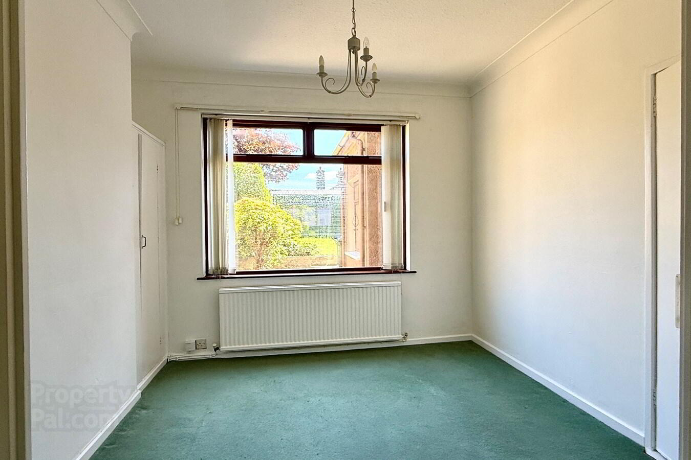 12 Windsor Avenue 7 of 23