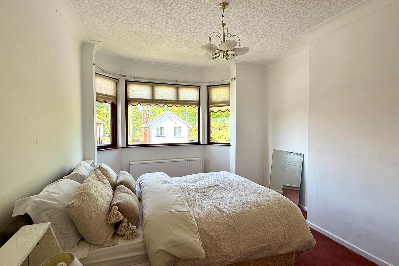 12 Windsor Avenue 13 of 23