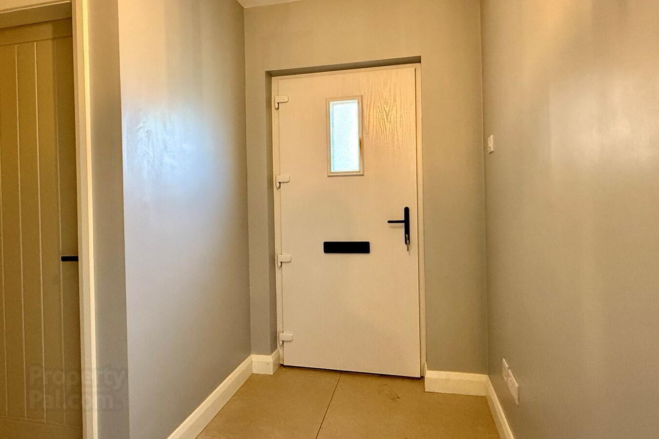 191 Clonmore Road 3 of 15