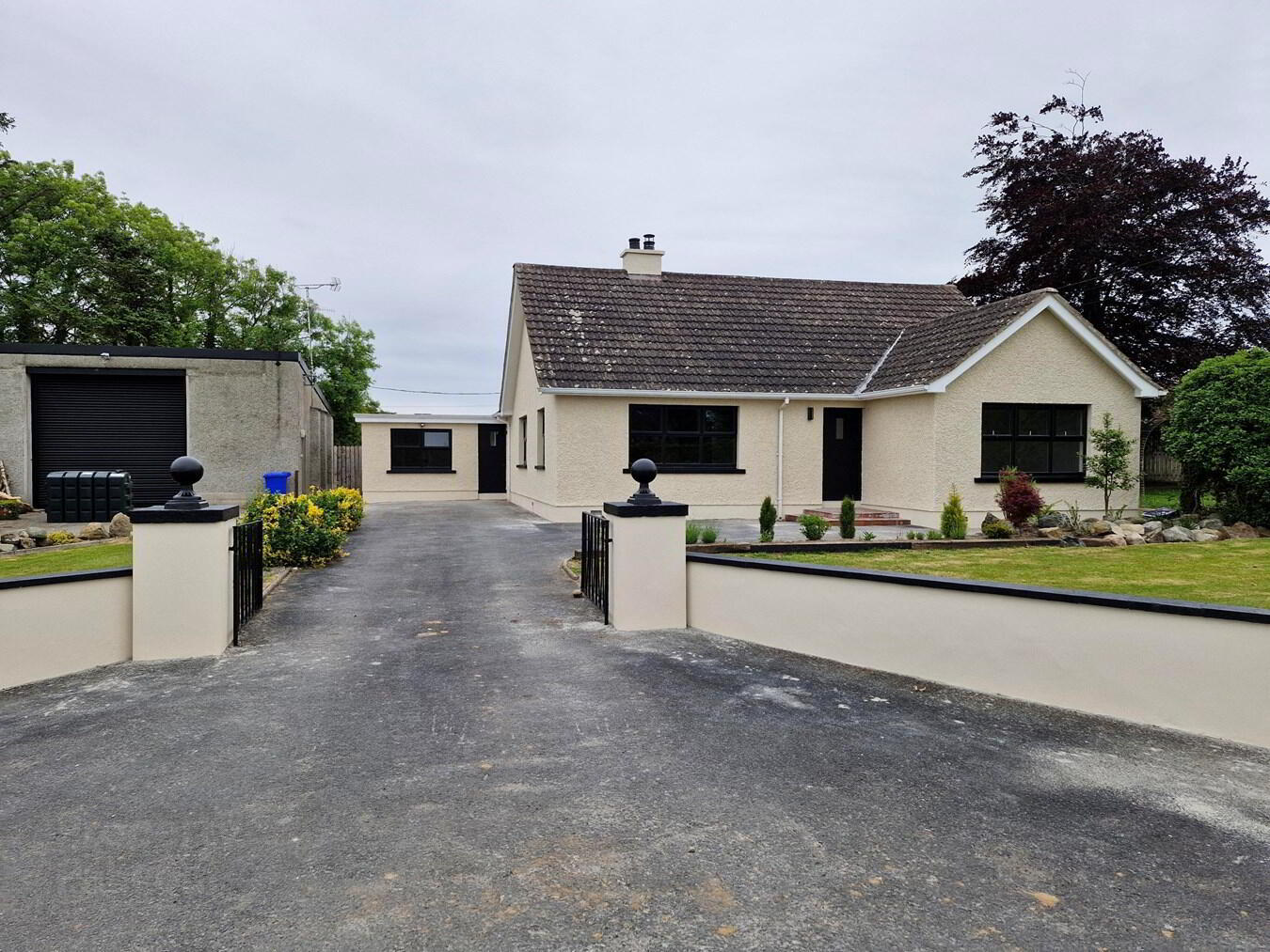 191 Clonmore Road 1 of 21