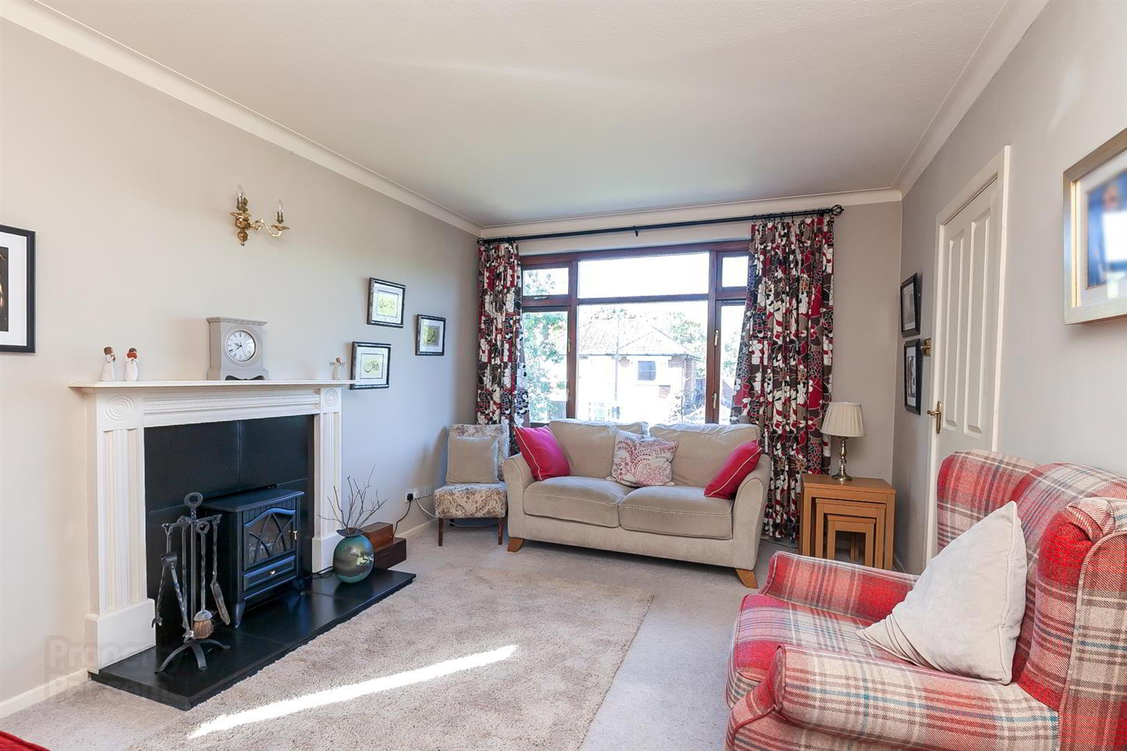 4a Cairnburn Crescent 5 of 33