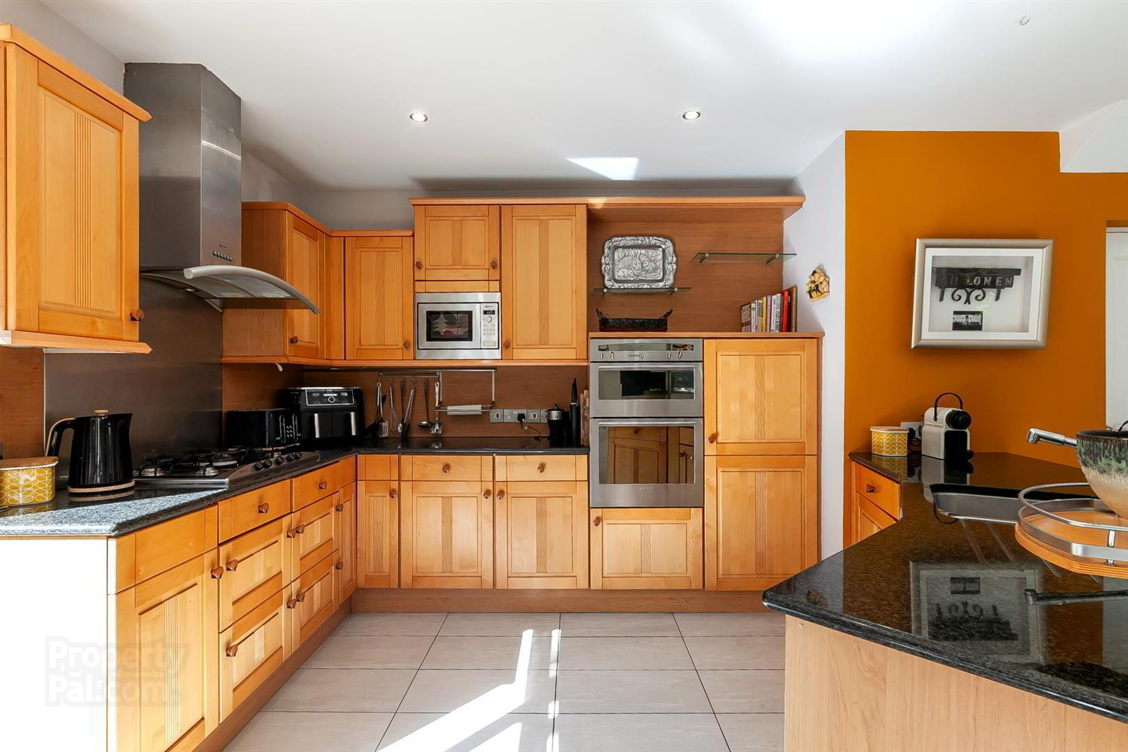 4a Cairnburn Crescent 10 of 33