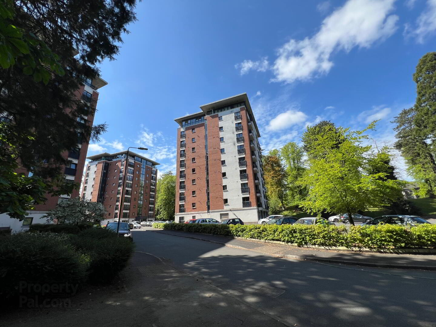 46 The Luna Building (penthouse), 1 Redwood Court 3 of 23