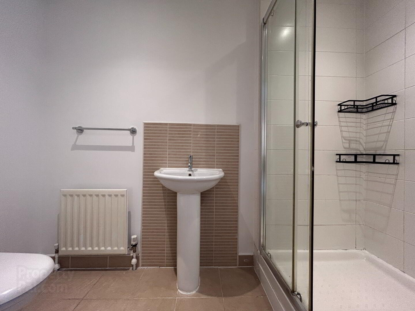 46 The Luna Building (penthouse), 1 Redwood Court 15 of 23