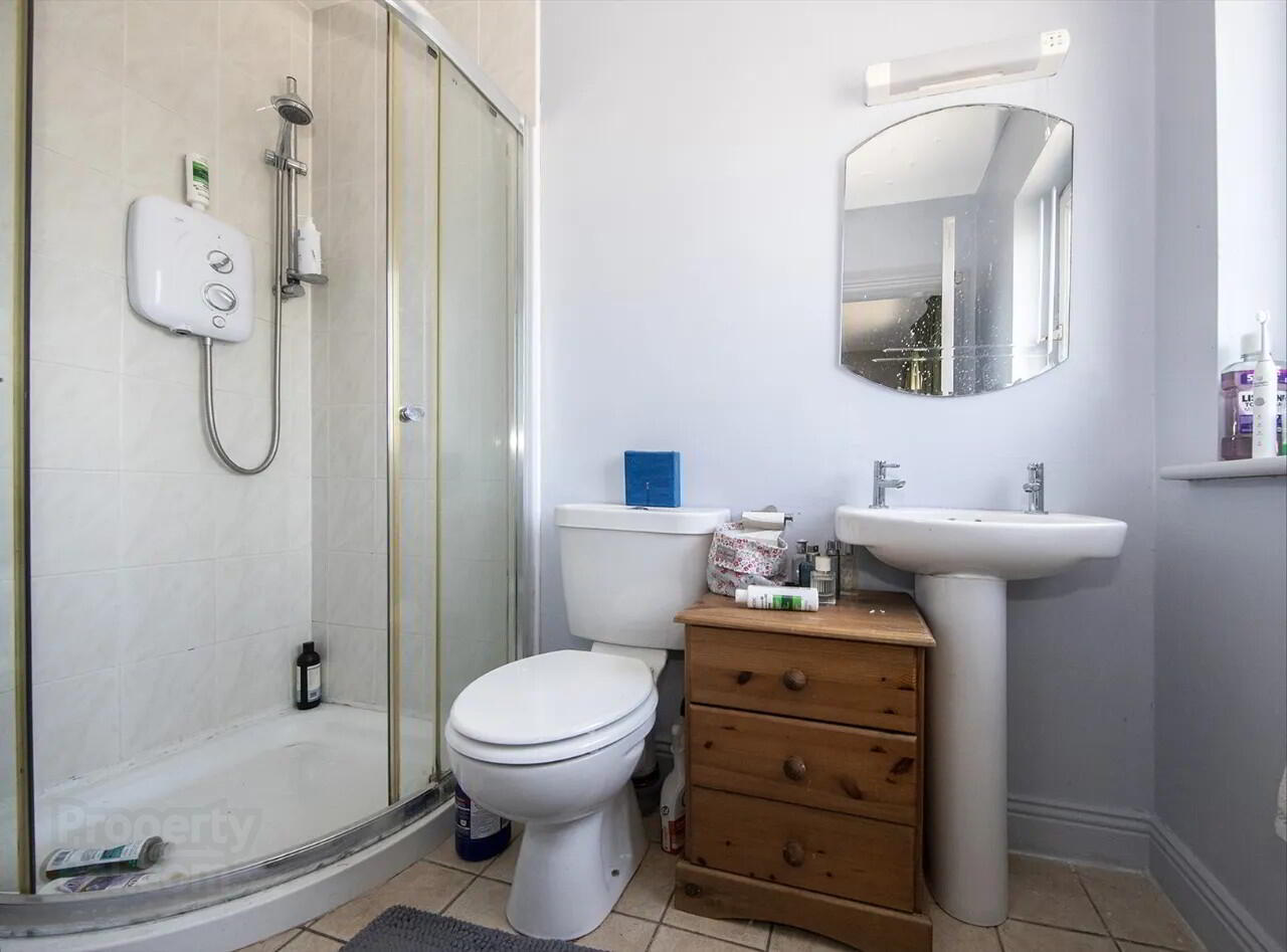 4 Barrack Court 9 of 15