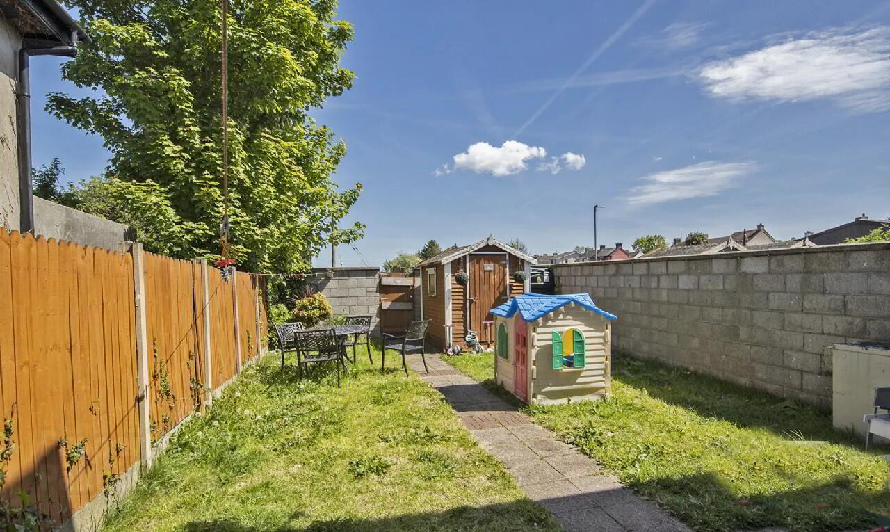 4 Barrack Court 11 of 15