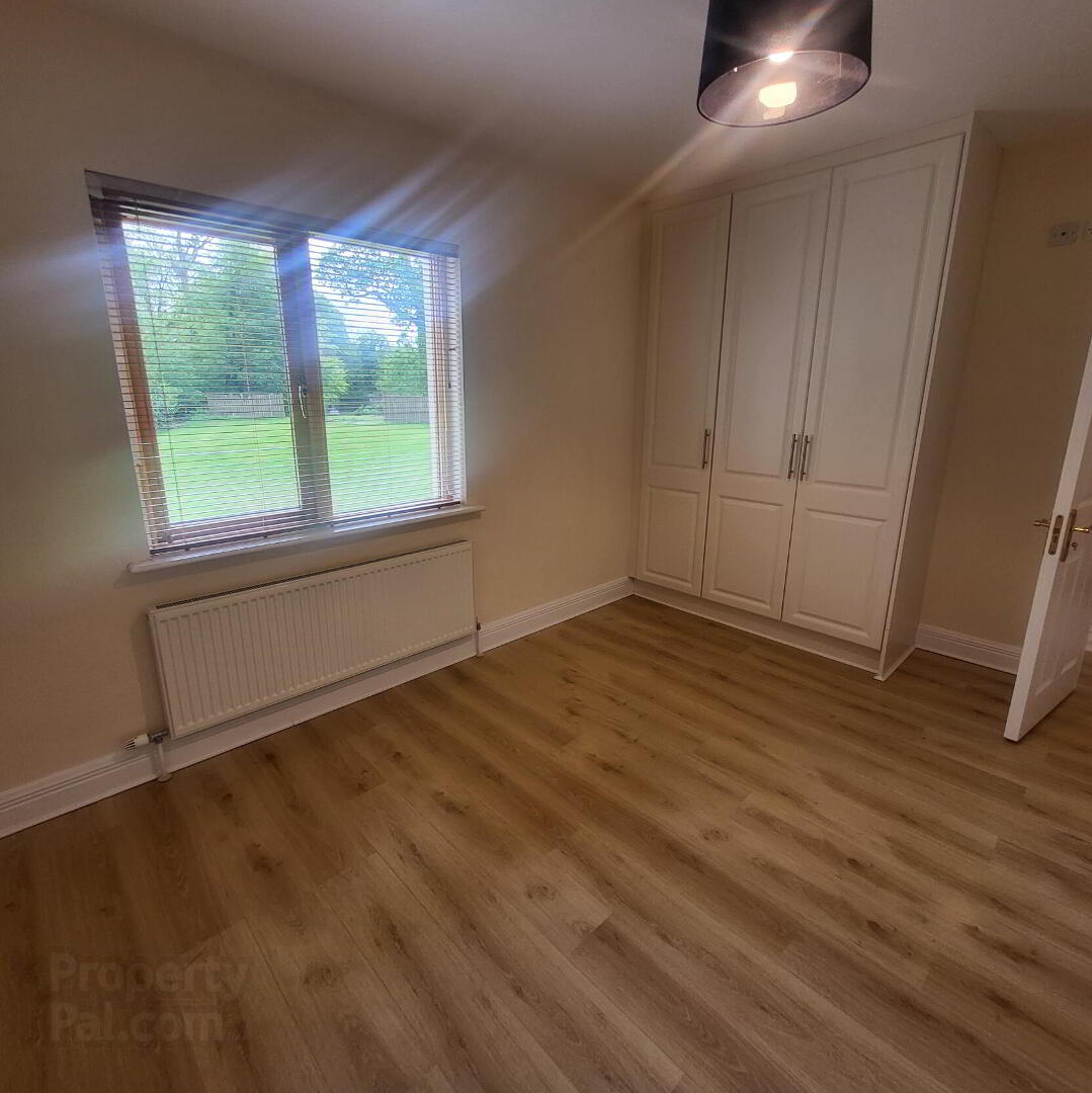 6 Earls Court. Lough Rynn 22 of 31