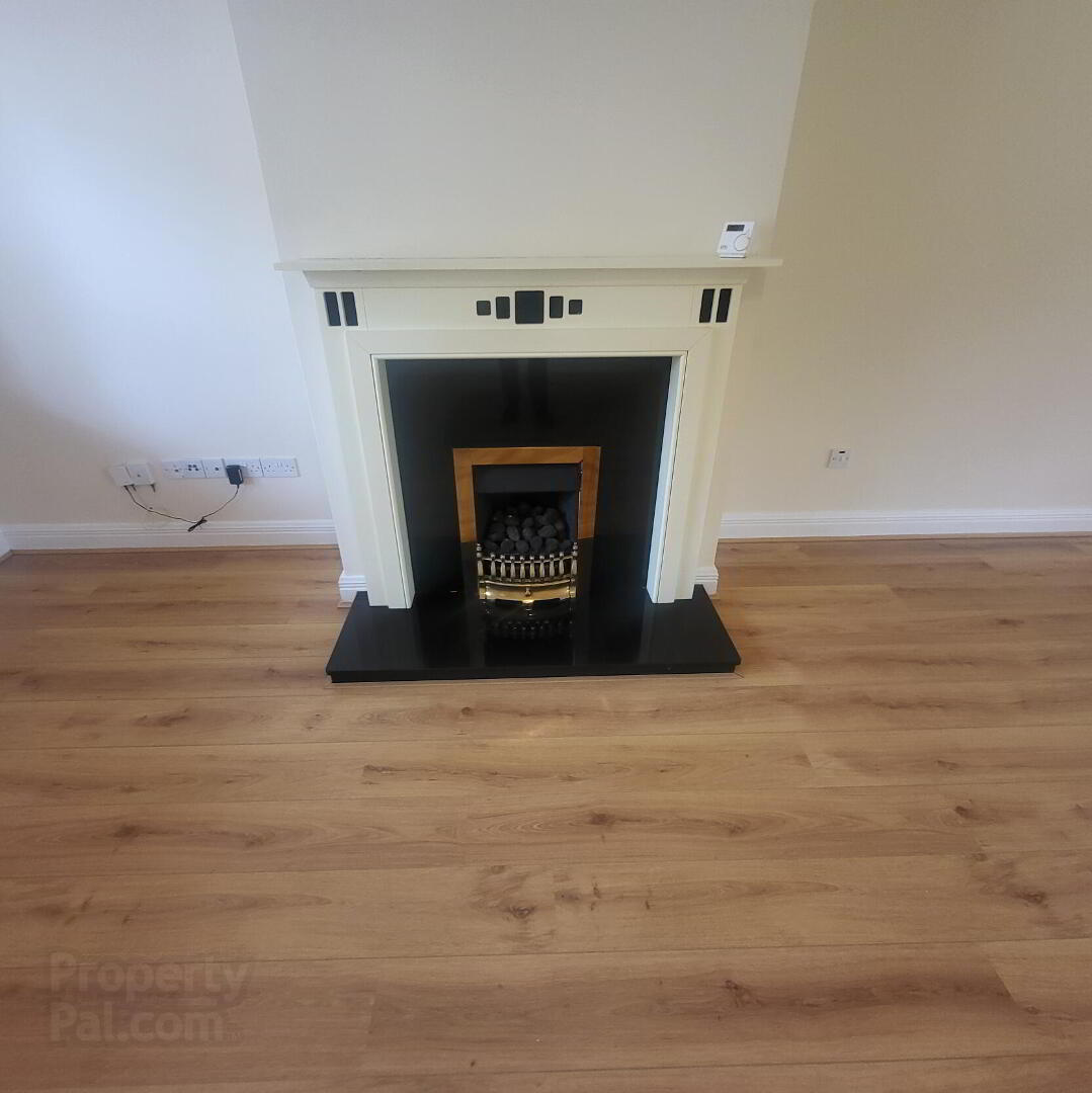 6 Earls Court. Lough Rynn 12 of 31