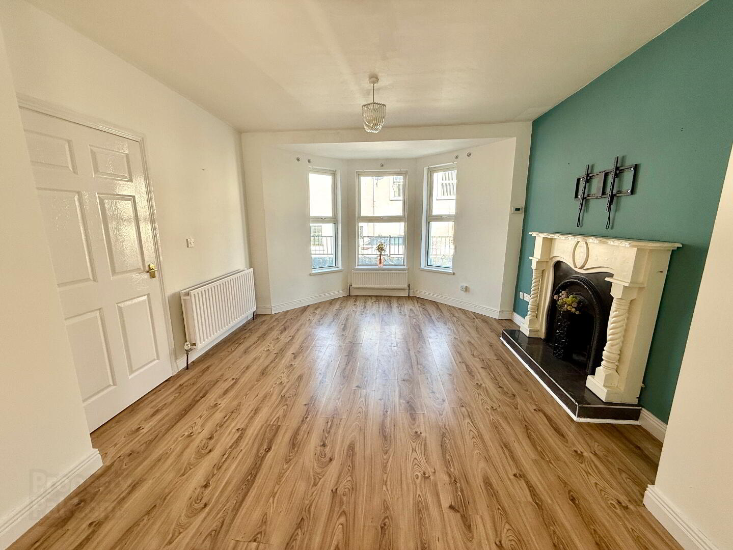18 Benvarden Avenue 7 of 29