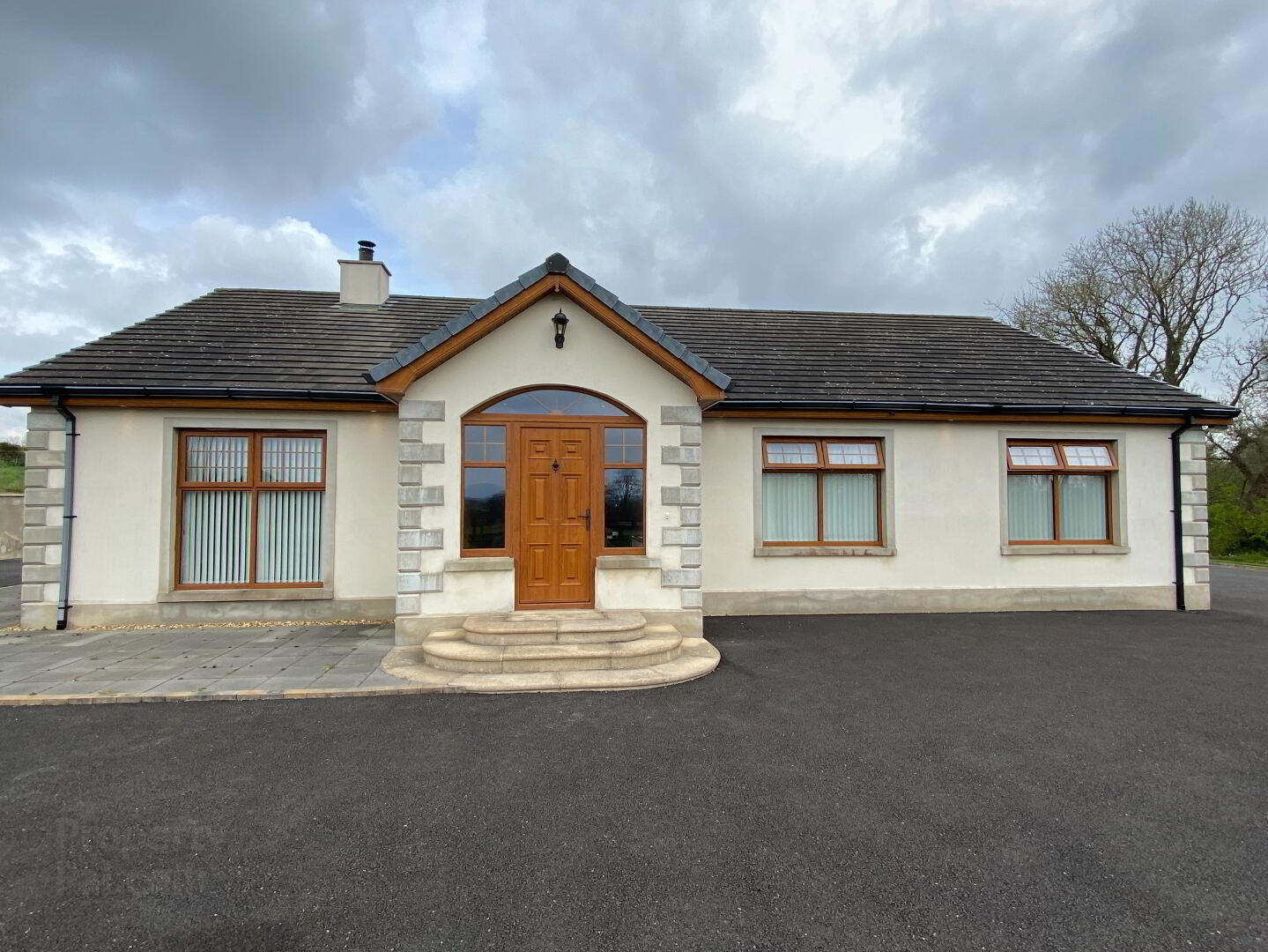 property description image