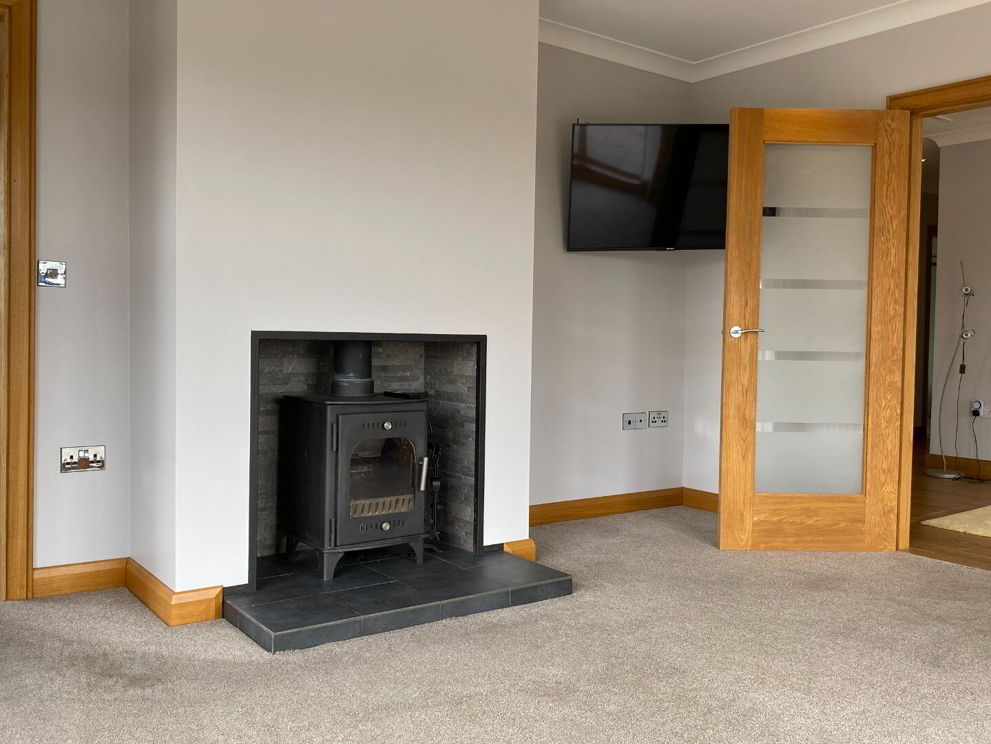73 Drennan Road 6 of 30